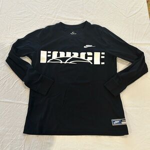 NIKE Force Crew Neck Tees Top Long Sleeves Shirt Women’s large dd9054-010 EUC